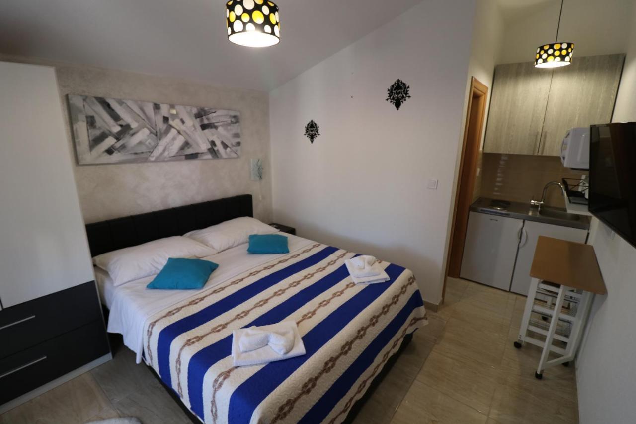 Apartmani Bilokapic Primošten Extérieur photo